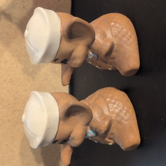 Vintage Twin Winton Baby Elephant Salt and Pepper Shakers California Pottery - Picture 4 of 7